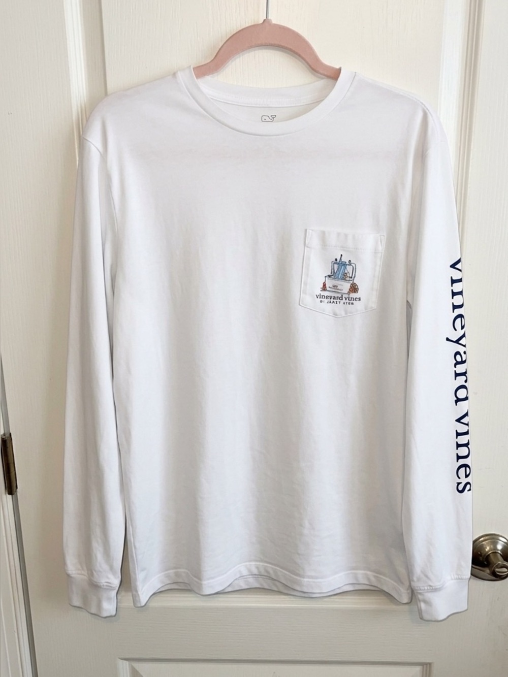 men’s vineyard vines NFL draft pick long sleeve size Medium